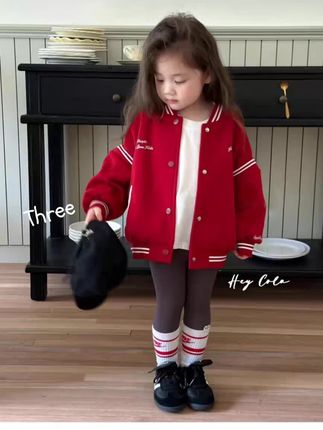 上幼儿园都不知道穿什么,颜色好看又耐脏的秋季女宝套装好看耶#酷女孩穿搭 #高品质童装 #童装搭配每日更新 #萌娃穿搭