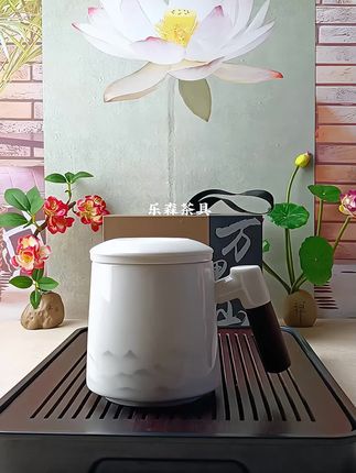 #茶具 #办公杯 #陶瓷杯 #茶水分离杯 #高端茶器 @DOU+小助手 @DOU+上热门
