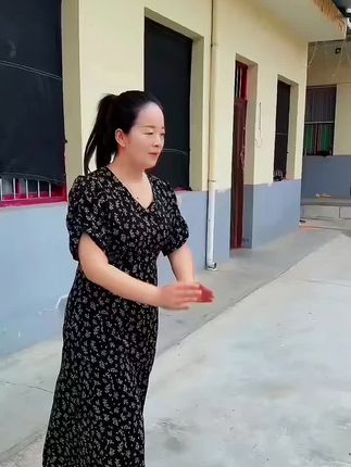 实在太准了!赵心童打出三杆破百,两杆50+,大比分6-1战胜丁俊晖 ,晋级四强#赵心童6:1淘汰丁俊晖!#赵心童6比1战胜丁俊晖 #赵心童上海大师赛晋级四强 #斯诺克#玻尿酸面膜补水保湿