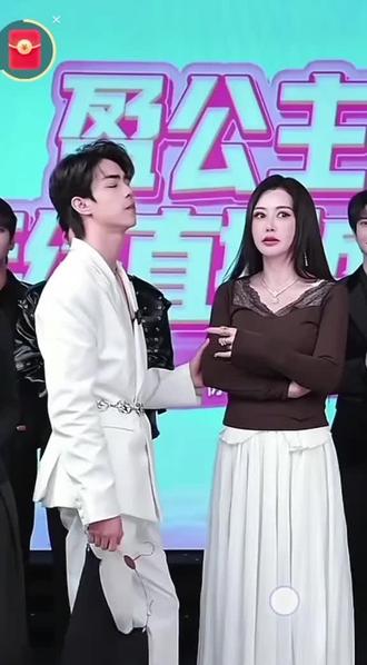 纳迪尔怎么高情商回复有人说他拉低了盈公主的档次