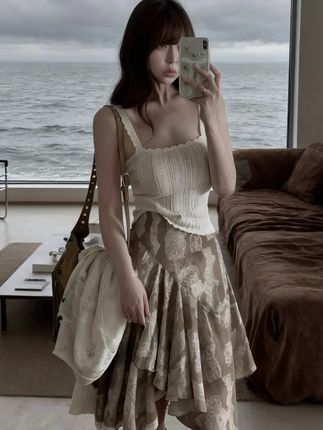 #高级感穿搭 #穿出高级感 #甜美穿搭 #法式连衣裙 #氛围感海边裙子