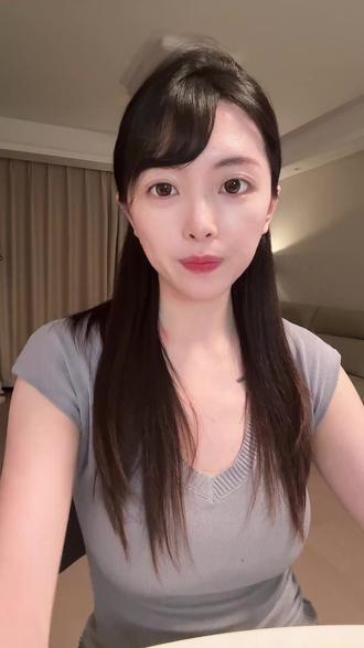 没有境外身份,以后别想了 昨天,老h、富t、长q,全被干了😨
8个部门联合出手
没有境外身份的人,两年内港美g只让卖、不让买。
你看懂了吗?这不是一个政策,是一个信号。
你赚的钱,能不能随时划走?能不能想走就走?
这三个问题,今天有了答案。
👇真正的财富配置,不是看你在哪里赚得多,
是看你在哪里,你说了算。
别等所有门都关了才想起来要配钥匙。
#港美股 #富途 #老虎证券 #长桥 #境外身份
