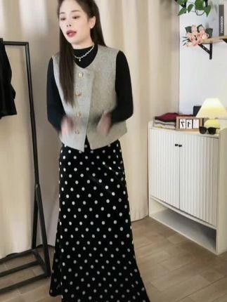 【正版原版】【两个裙长】丝绒半身裙女秋季女装高腰显瘦a字鱼尾裙#每日分享 #女装穿搭 #漂亮衣服 #优雅气质