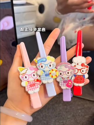 可爱围裙眼镜kt猫无痕夹鸭嘴夹化妆夹少女心发卡甜美少女发夹发饰#发饰 #发夹 #化妆夹 #也太可爱了吧 #少女心