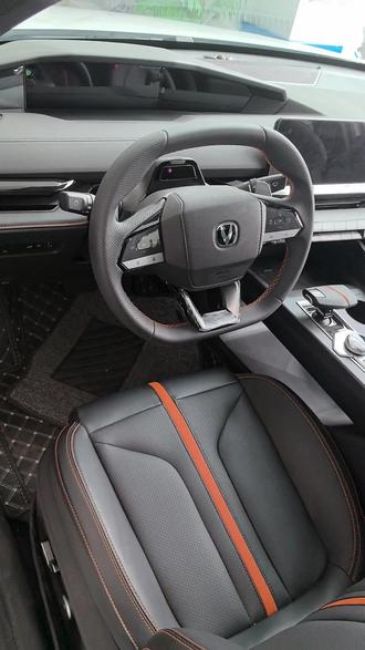 第二代UNI-V主驾左侧功能按键