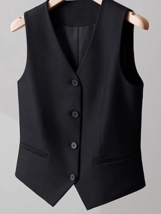 天气转凉了记得添加衣服哟#女装马甲 #秋天穿搭