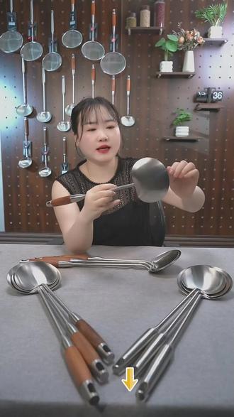 炒菜总烫手?这把不锈钢长柄铲太好用了!