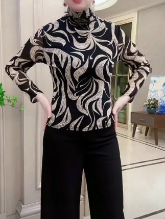 【花不定位】时尚印花法式长袖内搭气质显瘦修身T恤时髦套头打底衫#法式长袖上衣 #法式长袖打底衫 #打底衫女