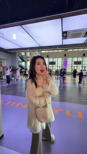 欢迎收看大馋丫头为了夏天三片叶子去福清变成更好的自己#身材管理 #运动