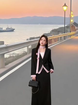 气质到位 怎么穿都是顶配 #早秋穿搭 #ootd穿搭 #气场全开 #又酷又飒