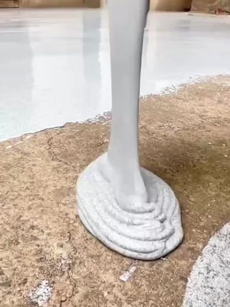 现在都不贴瓷砖了,都在用这款神奇的环氧彩砂地坪漆。#环氧自流平 #地坪漆 #地坪施工 #环氧彩砂 #环氧彩砂施工