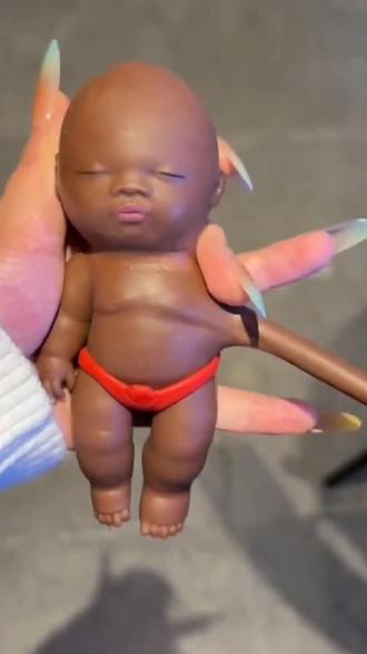 超火超解压的小黑娃娜塔莎,不开心的时候你就捏捏捏!锤捶捶!#手办模型 #玩具 #迷你玩偶 #人偶 #好物推荐🔥