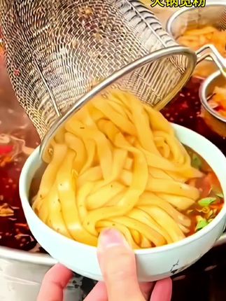 #嗦粉 #美食 #在家做美食 #嗦粉#妈呀太香了