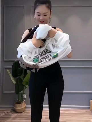 春秋新款韩版时尚大口袋宽松百搭长袖卫衣#梨形身材穿搭 #宽松有范 #图文计划#百搭又好看 #内搭外穿都好看