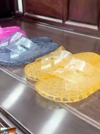 女士新款爆款拖鞋夏季空调鞋居家浴室防滑水晶大码凉拖防臭鞋#水晶鞋 #空调鞋 #防臭鞋 #凉拖鞋 #沙滩鞋