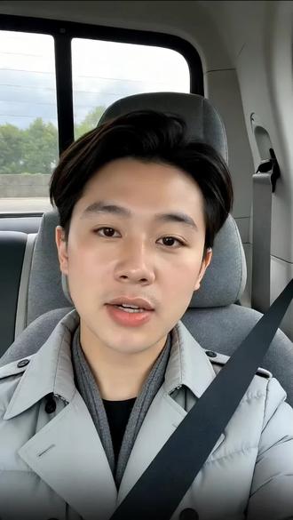 今日聊城黄金回收1140一克 1月28号,周三开盘,聊城黄金回收一千一百四十一克。今天在武楼村遇到一位小姐姐,他在网上找了好几个都是报一千三百多,一千四百多的,但是过去之后呢又不是这个价,烧完之后要打85折才能回收。最后小姐姐还是找到了我,我看她金子没有问题,就给他正常拿下了,为小姐姐变现了40多克黄金首饰。我是在聊城做黄金回收的,国际金价减个几块来回收,市区内都可以上门 #聊城黄金回收 #聊城黄金回收多少钱一克 #聊城黄金回收实体店 #黄金回收买卖同城上门 #今日黄金回收多少一克