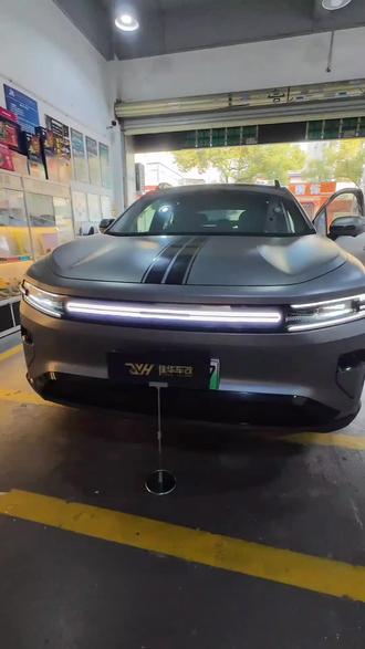 全国首改,长安启源E07全贯穿灯案例!变态的新能源设计,这个灯要3个人开,专业的烤箱都没办法加热,改灯纯手工制作,没有经验还不敢操作#阿帕黄金版双直射#启源E07改灯#长安启源车灯升级#启源E07高配车灯升级#全国首改