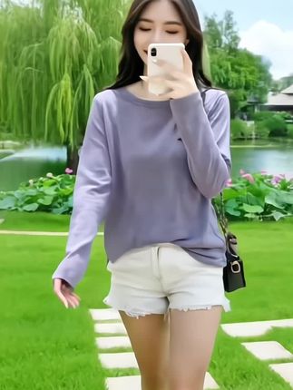 #长袖t恤 #秋季穿搭 #秋季新款 #时尚女装 #谁穿谁好看