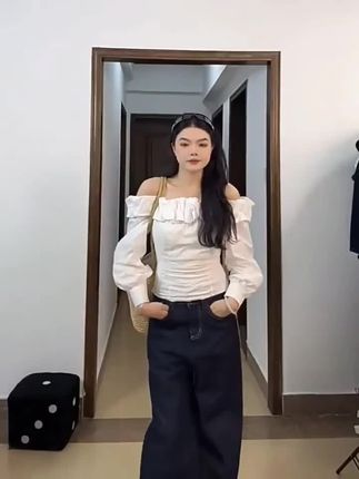 气质名媛风一字肩云朵花苞衬衫女秋装鱼线短款衬衣小众不撞款上衣#衬衫#上衣