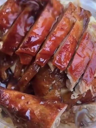 南京带卤烤鸭,现烤现发,皮香肉嫩,吃一次就爱上了#嘎嘎好吃 #烤鸭#好吃到停不下来 #美食
