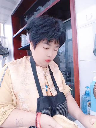 真是没有想到,我只花了两块九毛九就买到了三个这么好用的削皮刀。#短视频带货 #创业女人 #养家糊口