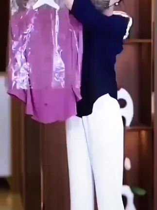 夏季新款#冰丝衬衫#面料柔软舒适 #时尚洋气#谁穿谁好看