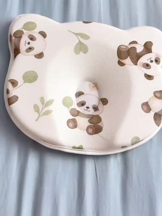 为了给宝宝睡一个小圆头,选来选去还是这款镂空设计的定型枕好用,家里有偏头,舟状头,扁平头的妈妈们一定要试试#母婴好物#定型枕#圆头怎么睡出来的#宝宝头型 #宝宝枕头
