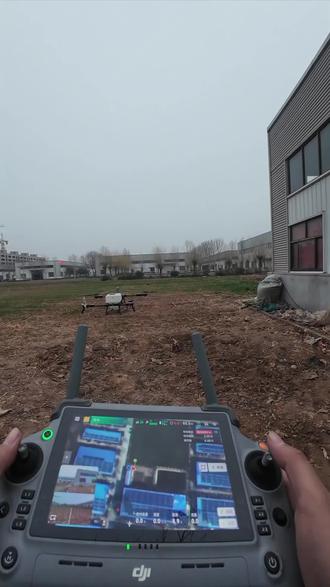 一分钟学会使用飞行器规划地块并自动作业,恭喜你,你已经可以成功使用大疆最牛的农业无人机T100s进行喷洒作业了!#新农人 #大疆农业