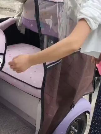 你的三轮车后备箱是不是需要两个手才能打开,如果是看看这个弹簧吧!很方便,钥匙一松手就锁起来的车型用起来吧。#后备箱弹起弹簧#三轮车装饰#单手开后备箱#好物推荐🔥