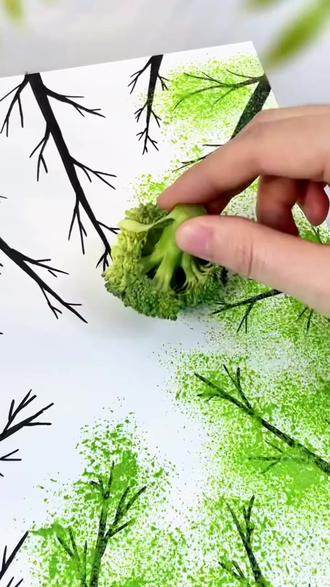 用家里的西兰花印一印,春天就到了!#手工 #手工制作 #亲子手工 #幼儿园手工 #创意手工