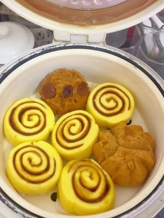 松软细腻的红枣糕,早餐搭配牛奶燕麦水果也是不错的营养早餐!#红枣枣糕##枣糕