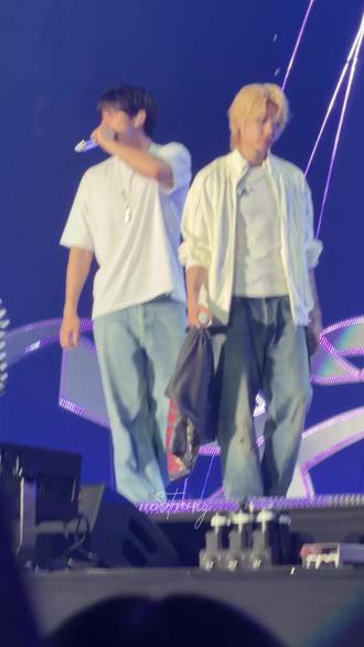 论爱豆对镜头的敏感度 疑似偷拍被发现(^^;;#金珉奎 #seventeen #svt