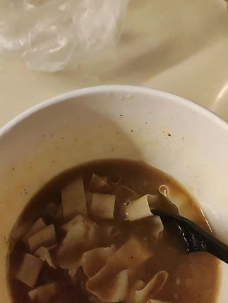 我刚才泡了一桶很好 商品分量:份量很足性价比高口感正,太方便了#我在抖音买买买