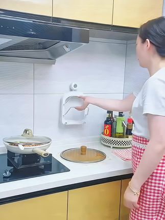 #创作灵感 家用选哈乐熊锅盖架!吸盘壁挂免打孔,多层能放锅盖、案板,沥水防潮,厨房收纳多功能,整洁又省心!