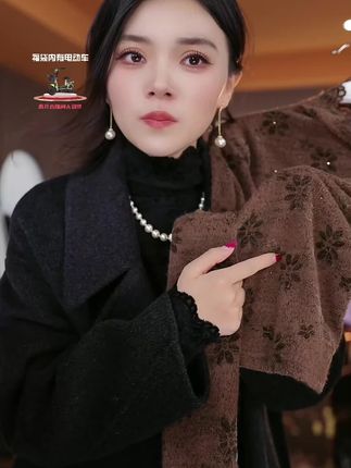 会开花的植绒毛衣打底上衣,超柔软#秋冬穿搭 #打底衫 #高级感穿搭 #谁穿谁好看 #创作灵感