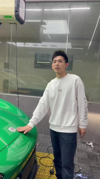 小米yu7贴玻璃膜+车衣 #玻璃膜施工 #工作环境实拍