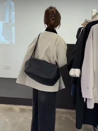 今年流行穿搭一整套2025新款翻领长袖外套高腰阔腿牛仔裤两件套女