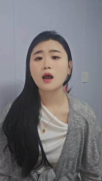 小火人上线!续火花再也不翻车 #多闪app #小火人AI聊天 #多闪 #AI