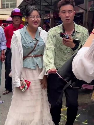 欧阳锋的前妻做梦都想不到 #欧阳锋广东小火鸡 #欧阳锋广东小伙子 #农村生活 #菜市场 #香水推荐