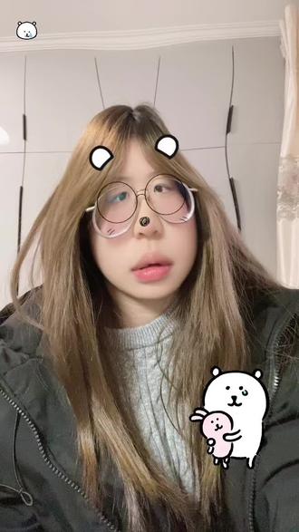 小时候觉得单亲不会有啥负面影响 现在看来都是心理影响#单亲 #河北高中 #女大学生 #日常生活 #日常分享