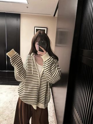 巴卜Studio杏色抽绳连帽条纹针织开衫女秋季韩版毛衣开衫外套女#针织开衫外套 #条纹外套 #韩系穿搭 #毛衣开衫