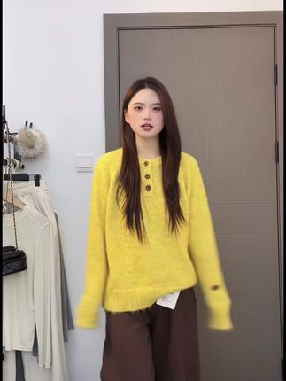 韩系软糯圆领毛衣女2025年秋冬款温柔风宽松内搭外穿针织衫高级感