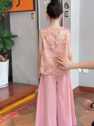 #出游穿搭 #新中式穿搭#生女儿就要这样穿 #国风古韵