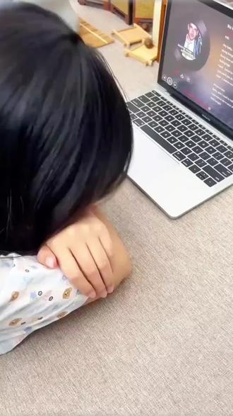 柠檬树午睡枕成人办公室午睡神器工位午休趴桌子睡觉趴睡枕头趴枕#工位趴睡枕#趴桌子睡觉神器#办公室神器 #午休必备 #趴睡枕头 推荐