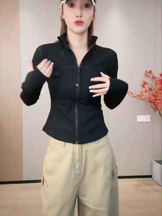 #瑜伽外套 #运动穿搭