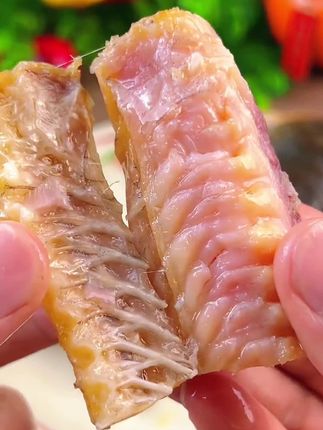 我们全家人都爱吃#醉鱼 它是浙江绍兴的特色美食,肉质都呈蒜瓣状,糟香四溢,太好吃了#地方特色美食 #下饭菜