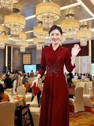 喜婆婆礼服 #婚礼妈妈礼服 #优雅气质 #高端大气 #谁穿都好看