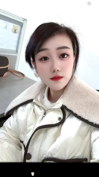 左眼狂跳预警:是财运要砸脸,还是好事要扎堆?