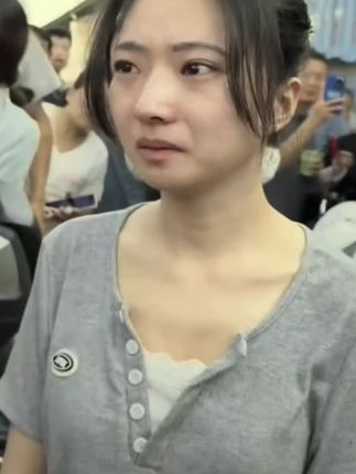 #罗大美妹妹