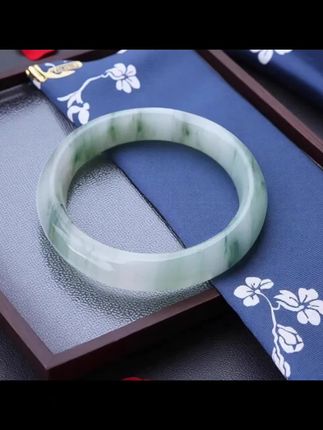 #手镯 #国风手镯